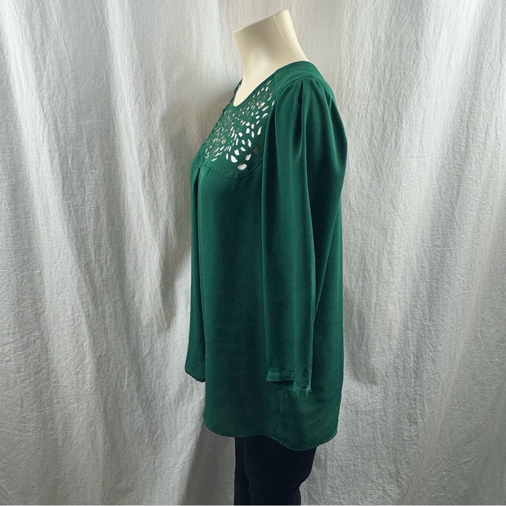 HD In Paris Anthropologie Green Dara Tee Laser Cut Blouse 10 - Picture 6 of 12